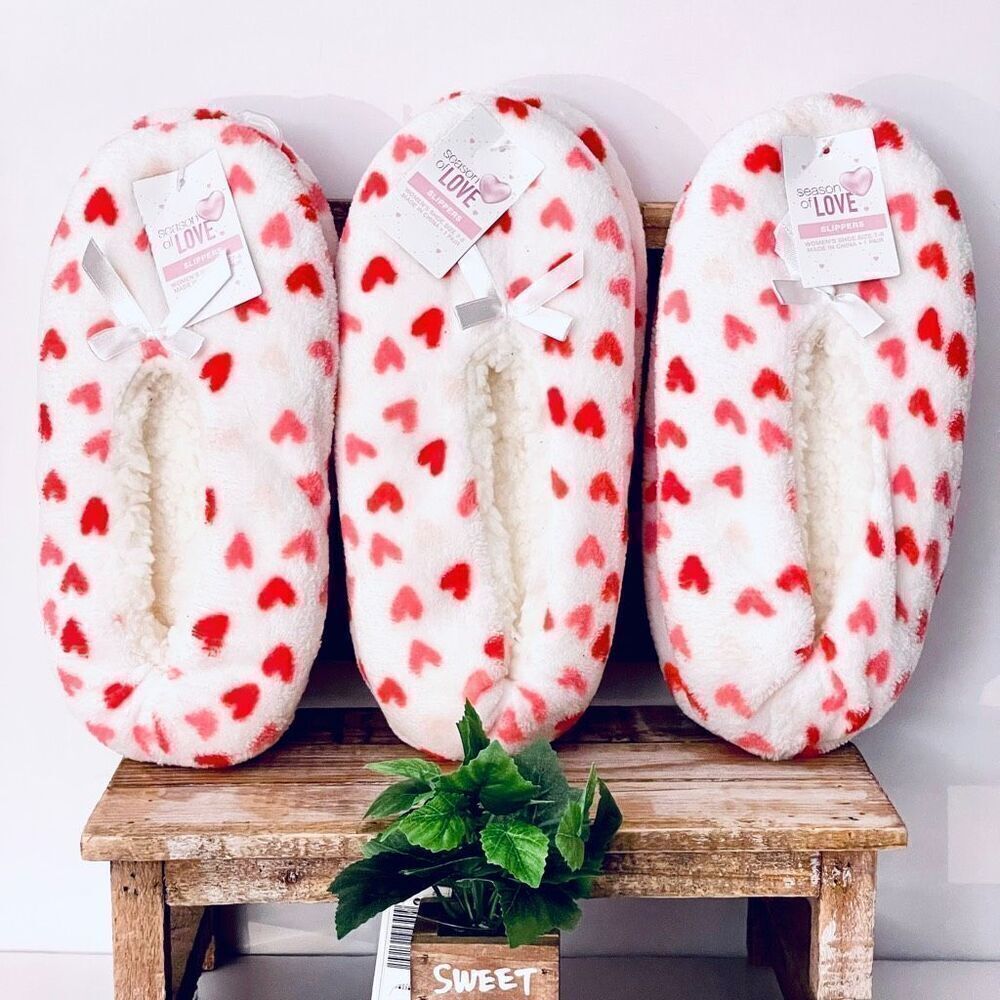 NWT 3 Pcs Season of Love M 7-8 Cushioned Comfy Plush White & Red Hearts Slippers